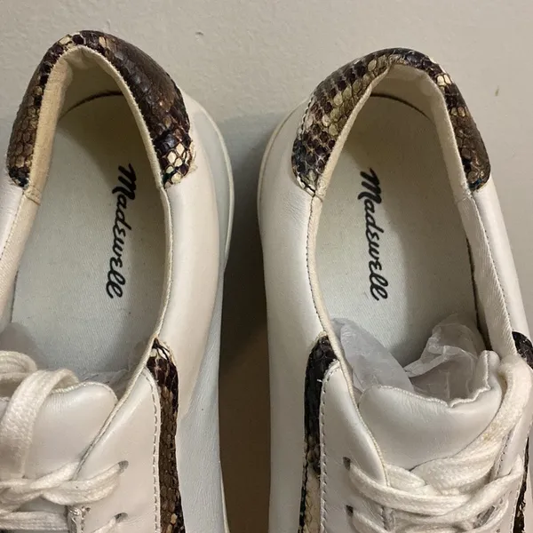 Madewell womenswhite low top leather sneakers size W-9 M-7.5 - Image 7