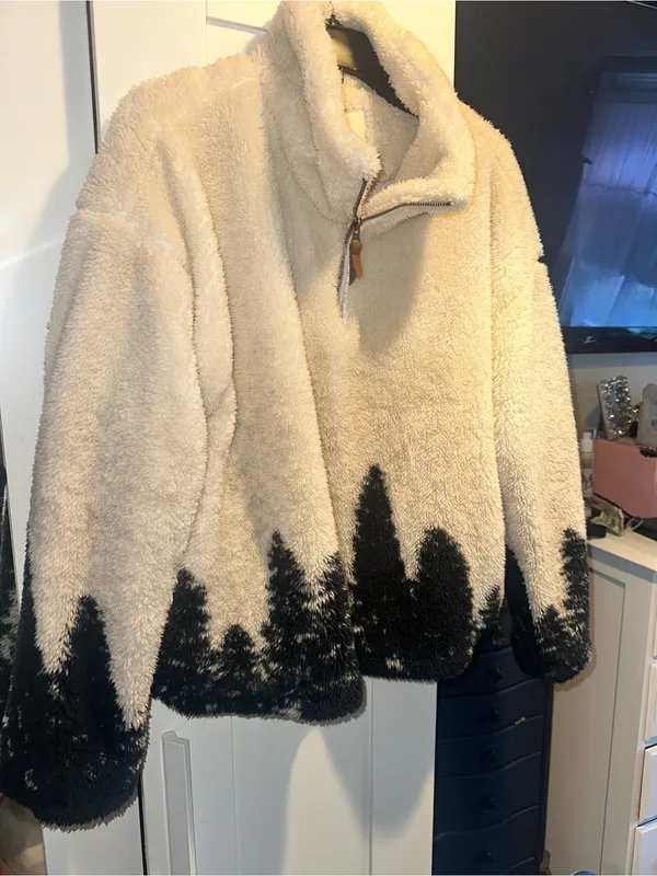 NWOT THREAD & SUPPLY
Forest Pattern Quarter Zip Pullover In Ivory/Black $78 MSRP Black Size L - Image 2