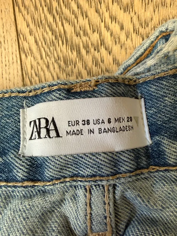 Trio of Zara Denim shorts - Image 5