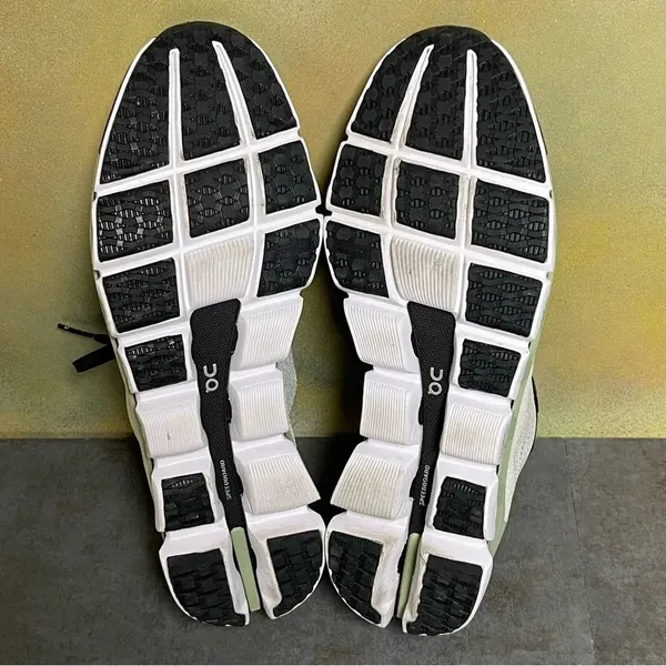 On Cloudboom 1 Women's Running Shoes in White/Black/Green Size 10 - Image 14