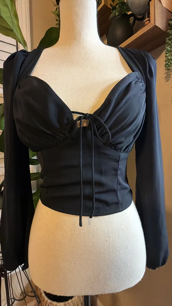 Abercrombie & Fitch Black Long-Sleeve Tie-Front - Image 2