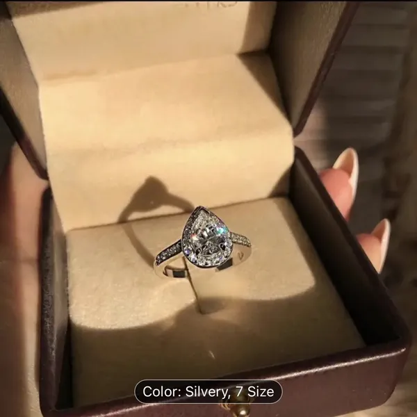 2pc Exquisite Silvery Alloy Teardrop Cubic Zirconia Bridal Set Rings - Image 6