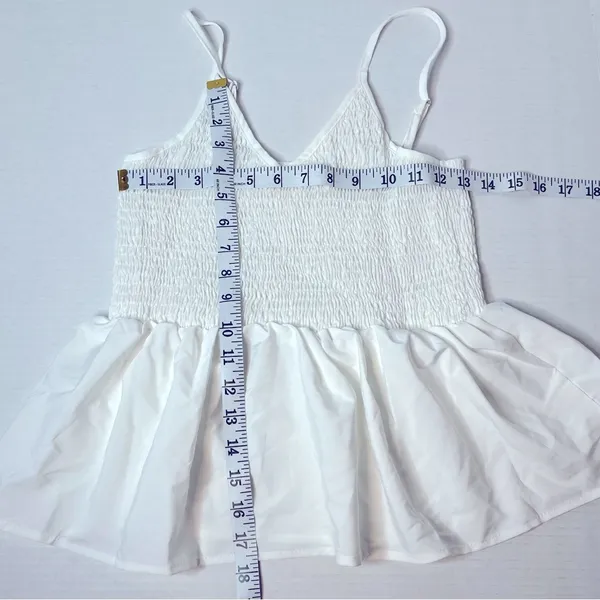 Women’s White Camisole Ruffle Hem Spaghetti Strap Stretchy Tank Top Size M New! - Image 7