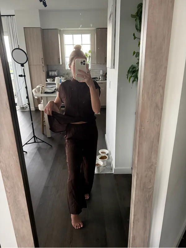SHEIN Women's Dark Brown Short-Sleeve Jumpsuit Two Piece (Size Small) - Image 4