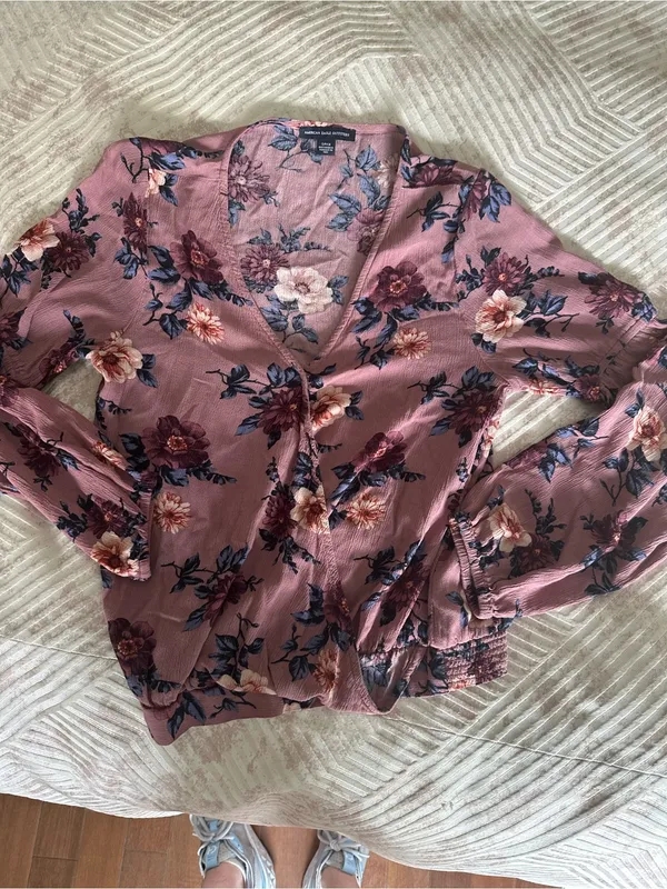 American Eagle Outfitters Mauve Pink Floral V-Neck Blouse - Image 3