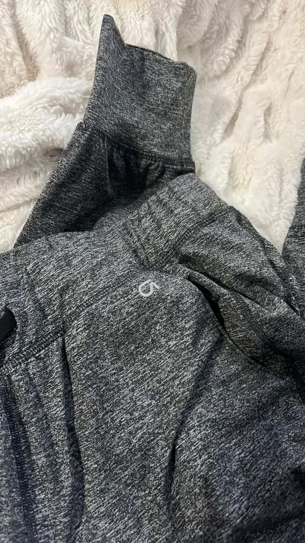 GapFit Brushed Tech Jersey Joggers - Image 3
