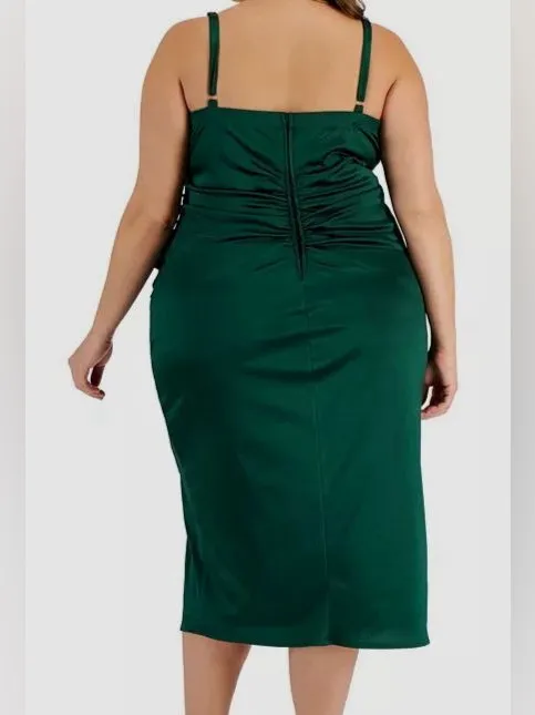 Emerald Sundae Trendy Plus Size Ruffled Midi Dress in Hunter Green, Size 16, NWT - Image 2