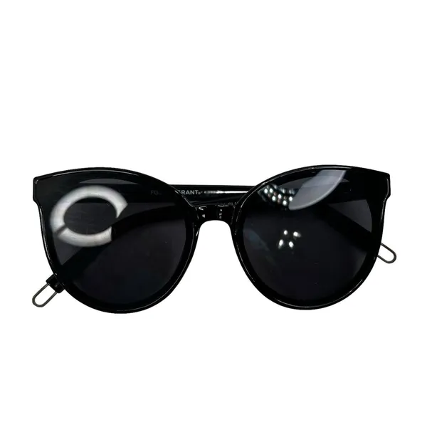 Foster Grant Fashion Black Sunglasses UVA UVB Protection Scratch Resistant - Image 2