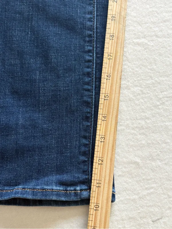 Levi's Slim Straight Jeans in Dark Blue Denim - Image 7