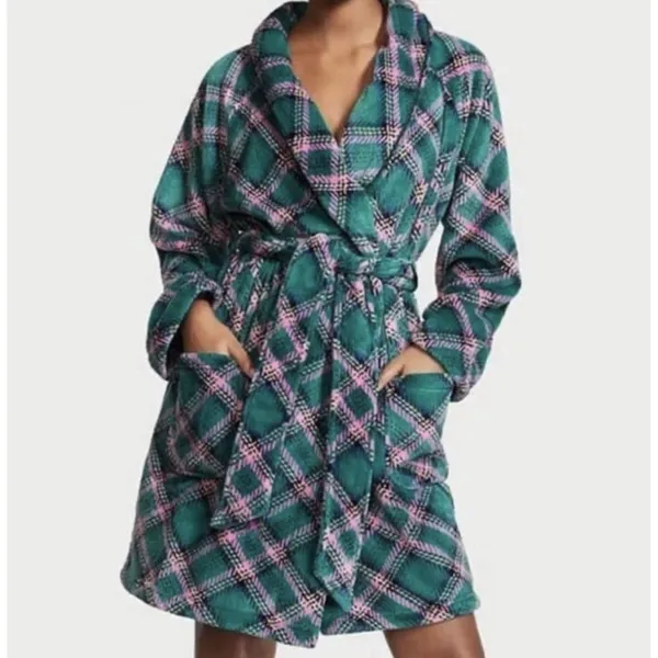 Victoria's Secret Cozy Short Plush Bath Robe Green Pink Plaid Medium/Large - Image 2
