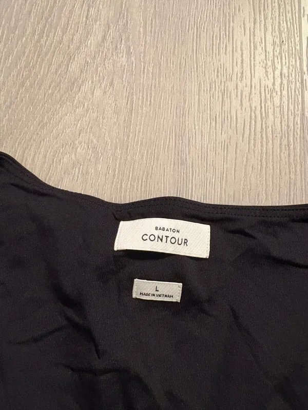 Aritzia Contour Babaton Long Sleeve - Image 3