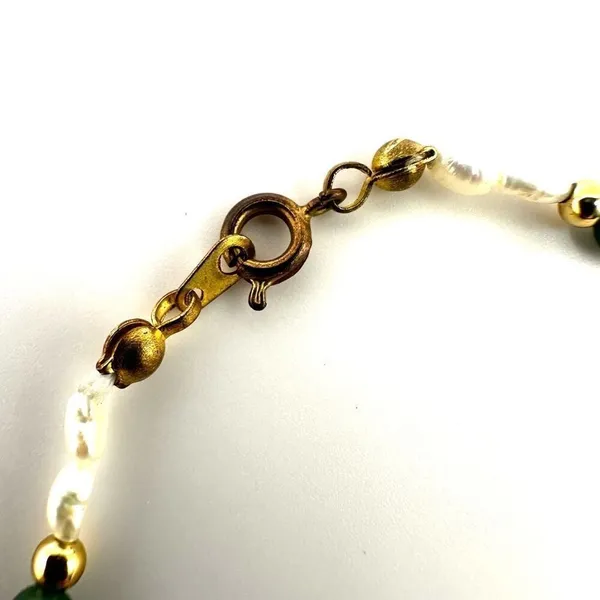 Jade freshwater Pearl stretchy bracelet Green - Image 4