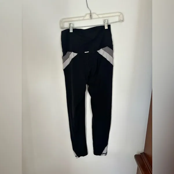 Aerie Chill Play Move Color Block Leggings Size M - Image 6