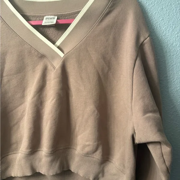 PINK - Victoria's Secret V-Neck Tan Sweater - Image 4