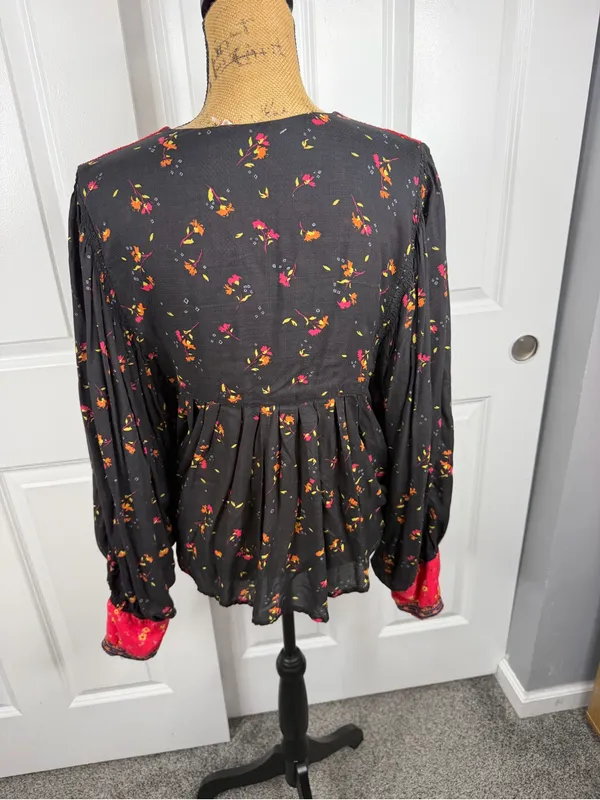 Free People Size L Black Floral Boho Embroidered Babydoll Top - Image 12