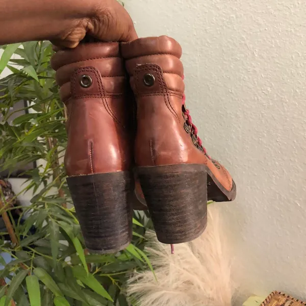 Lucky Brand Brown leather red lace-up ankle combat mid high top boho hiking boots booties heels #timberland - Image 2