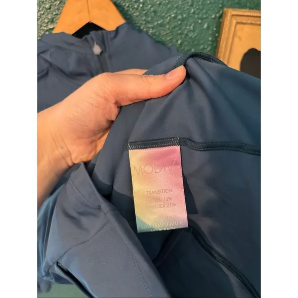 Modiv Women’s Performance Defining Blue Jacket Sz Small - Image 2