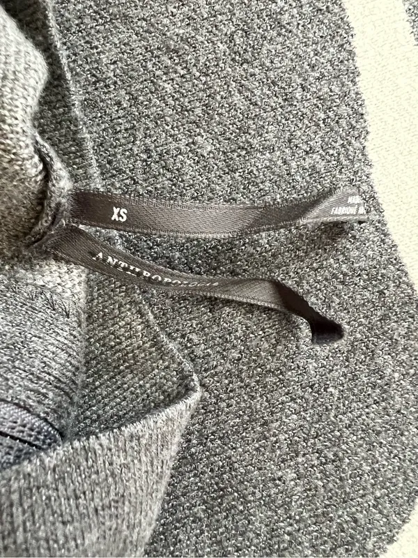 By Anthropologie Mock Neck Short Sleeve Knit Floral Gray Mini Dress Size XS - Image 4