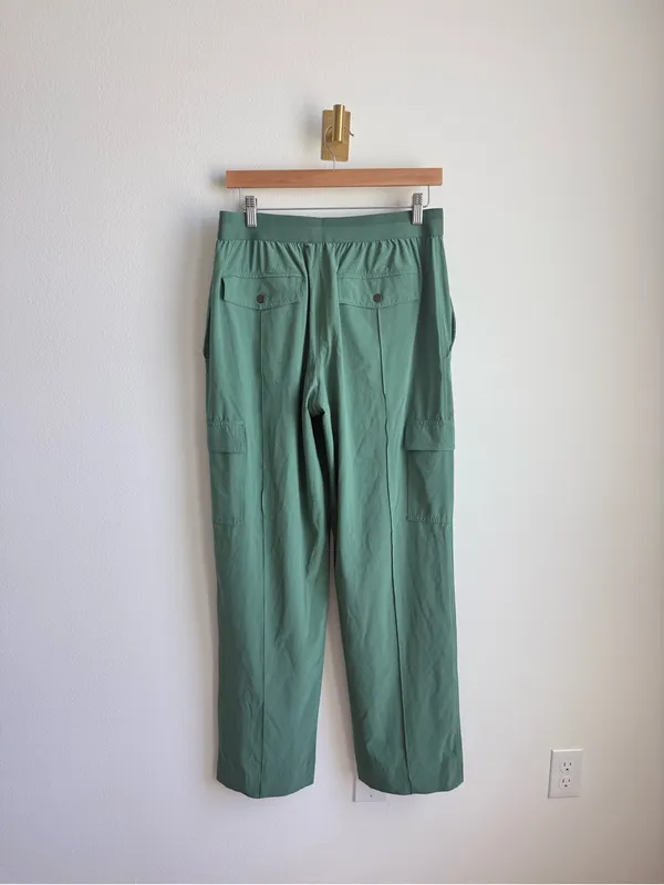 Athleta Vienna Cargo Pants Women 12 Vineyard Green Utility Hiking Travel Stretch - Image 7
