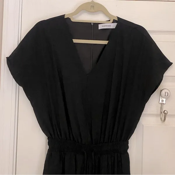 Moll V-Neck Jumpsuit in Black - Image 10