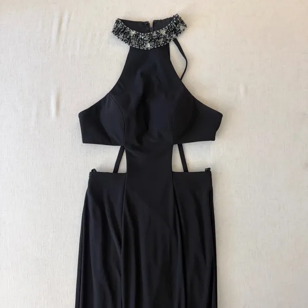 Faviana Black Beaded Halter Cutout Open Back Formal‎ Gown Size 2 - Image 4
