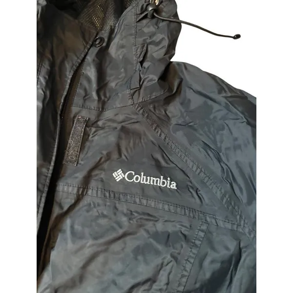 Columbia womens Medium Waterproof Nylon Jacket In Black - Image 2