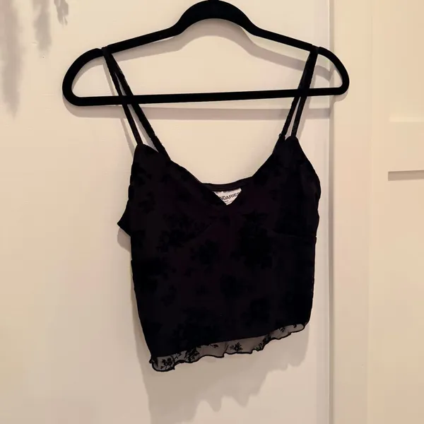 No Boundaries Y2K Black Lace Mesh Lettuce Trim Floral Velvet Women's Cami Size M - Image 2