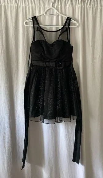 NWT - 3 - - formal /homecoming /Christmas / Wedding dress - Image 2