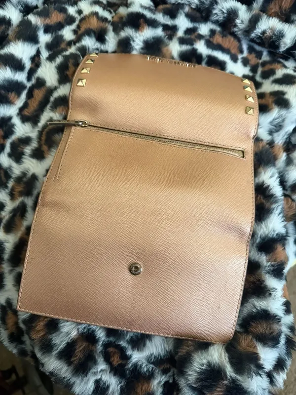 MK Rose Gold Wallet - Image 8