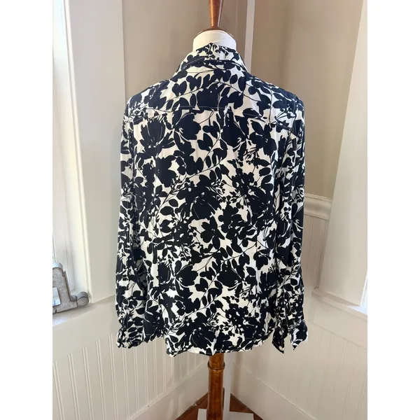 Tommy Hilfiger Floral Viscose Button Down Shirt Black White Size M - Image 2