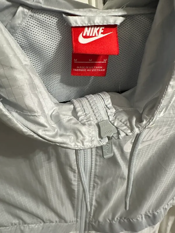 Nike Windbreaker - Image 3