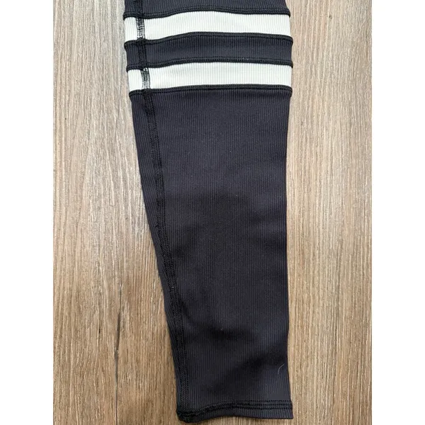 Alo Yoga High-Waist Legit Leggings Black Varsity Stripe Ribbed‎ Sz M - Image 4