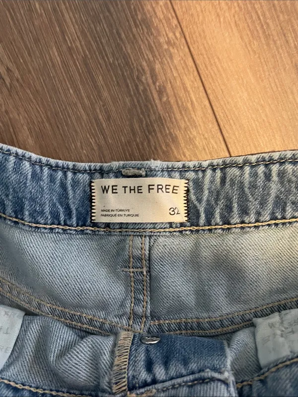 Free People Nia Patchwork Boyfriend Jeans- size 32 - Image 6