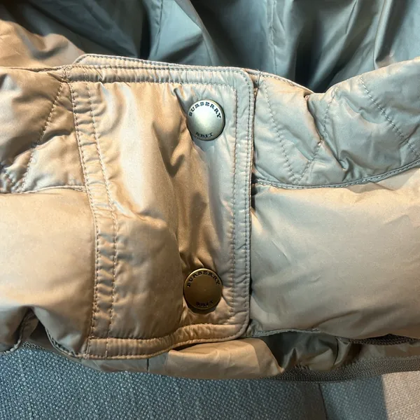 Burberry Tan Quilted Detachable Hood for Jacket Replacement - Image 5