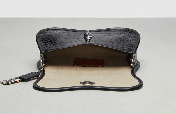 Coach Wavy Dinky Bag Crossbody Black Croc Embossed Coachtopia Leather Purse NWT - Image 5