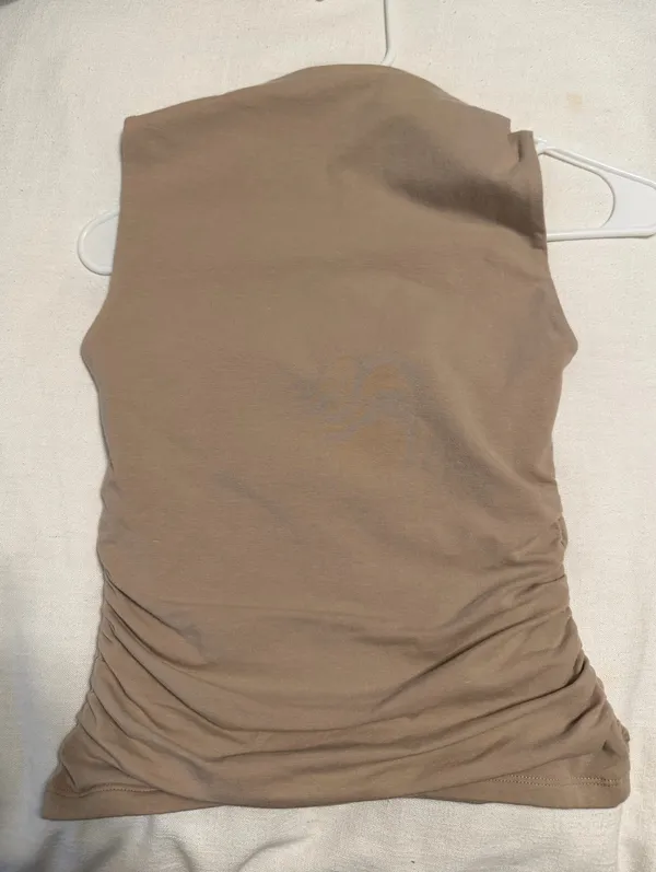 Abercrombie and Fitch top cream XS - Image 2