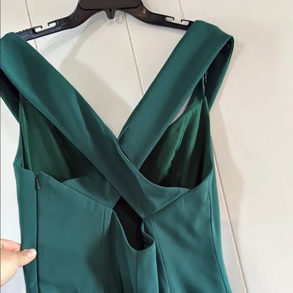 Elegant Green Evening Gown Size undefined - Image 8