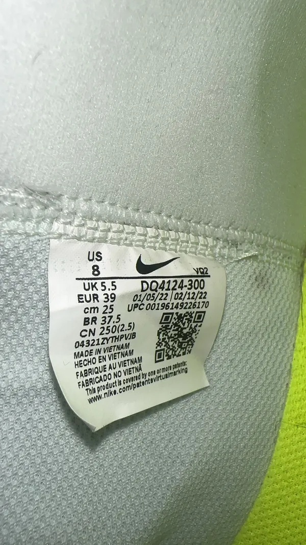 Nike Blazers - Image 3