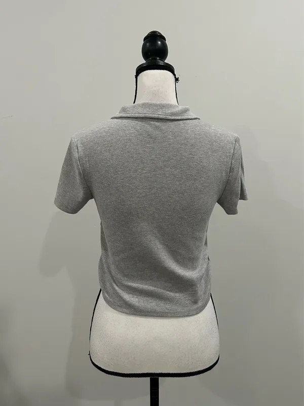 Forever 21 Ribbed Button Up Crop Top - Image 4