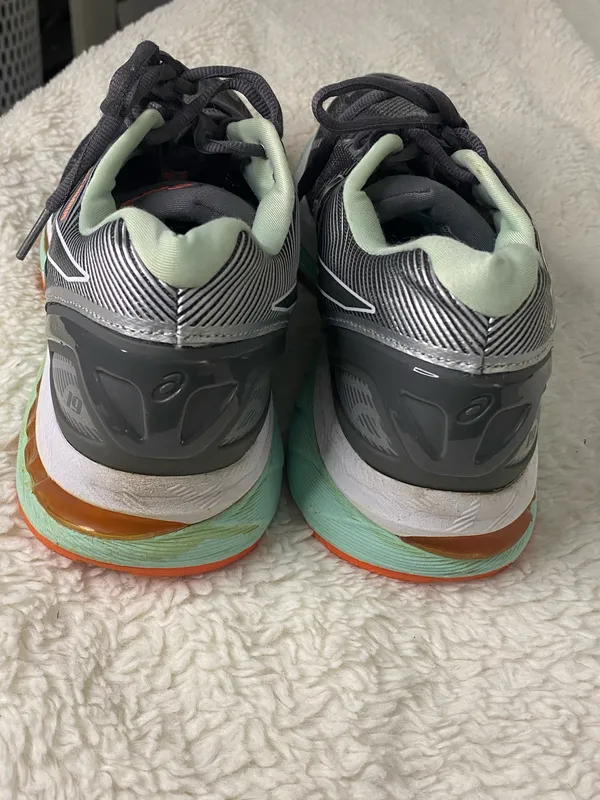 ASICS Gel-Nimbus 19 Women's Running Sneakers Shoes Size 9 - Image 3