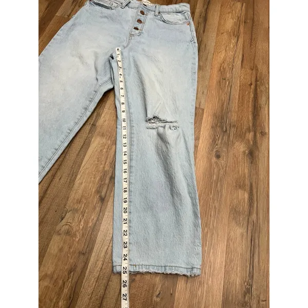Women's‎ High-Rise Vintage Straight Jeans - Universal Thread™ Siz 6/28R - Image 10