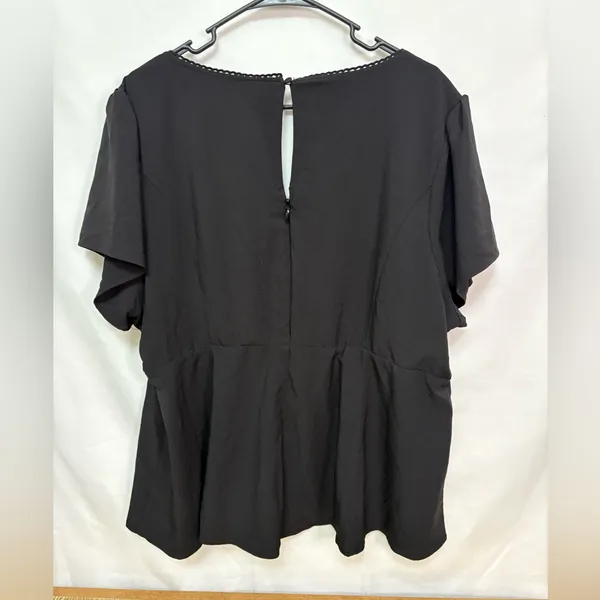 Torrid Black Stretch Crepe Sweetheart‑Neck Peplum Blouse Size‎ 3 - Image 8