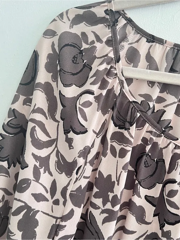 NEW LOFT Women Floral Blouse Top Long Sleeve Pink Brown Size MEDIUM - Image 3