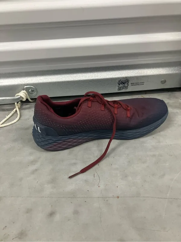 NOBULL Gradient collection running sneakers BARLEY USED - Image 6
