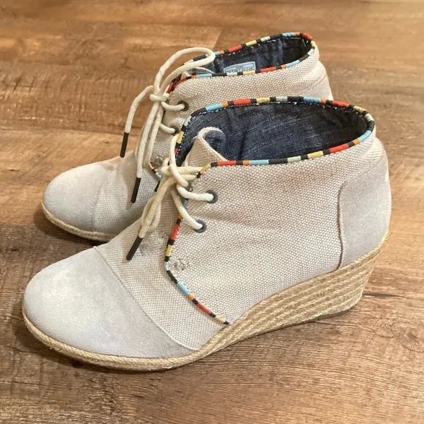 TOMS Desert Wedge Espadrille Canvas Shoes in Whisper - Size 8 - Image 5