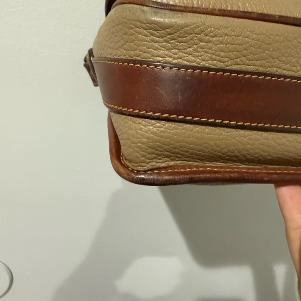 Coach Vintage Sheridan Mayfield Beige‎ Brown Saddle Leather Shoulder Bag 4225 K - Image 4