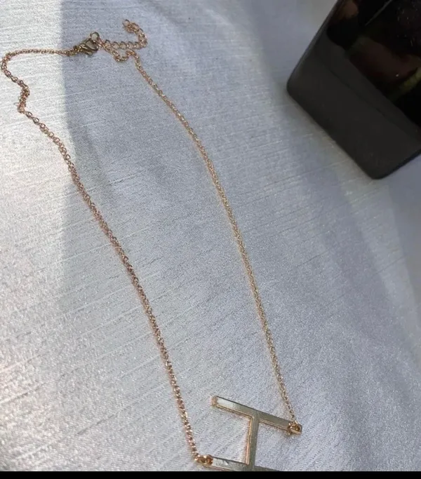 Necklace with the letter h Gold - Image 2