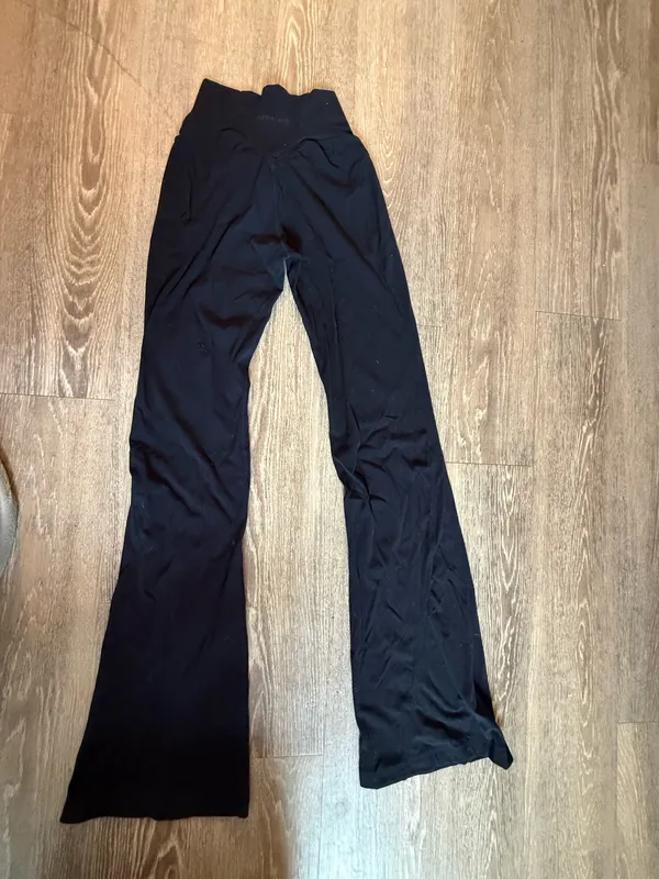 Alphalete yoga pants - Image 2