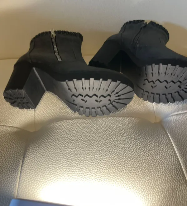 Twisted High Ankle Boot - Image 3