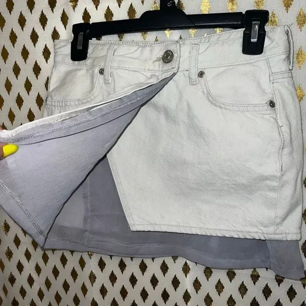 Zara grey denim mini skirt layered crossover design with a contrasting gray Y2K - Image 3